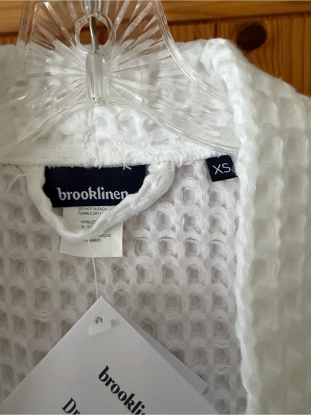 Brooklinen White Waffle Robe - Picture 3 of 4
